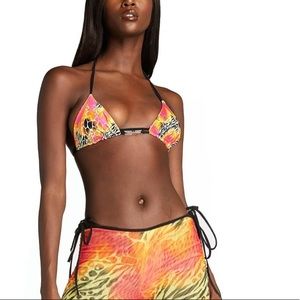 I am Gia santos bikini top